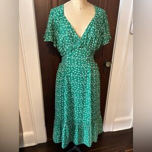 Max Studio V neck  Green Floral Maxi Dress